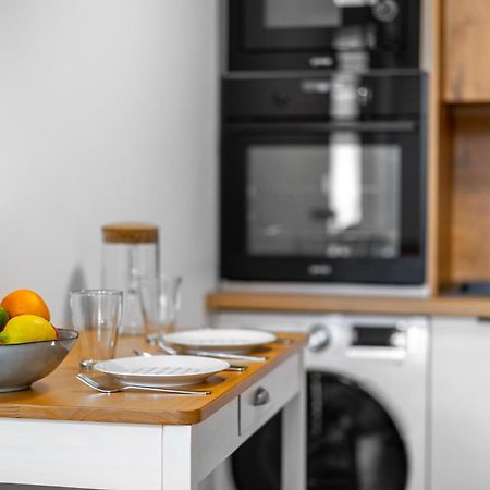 Elegant Apartments Located In The Centre Of براغ المظهر الخارجي الصورة