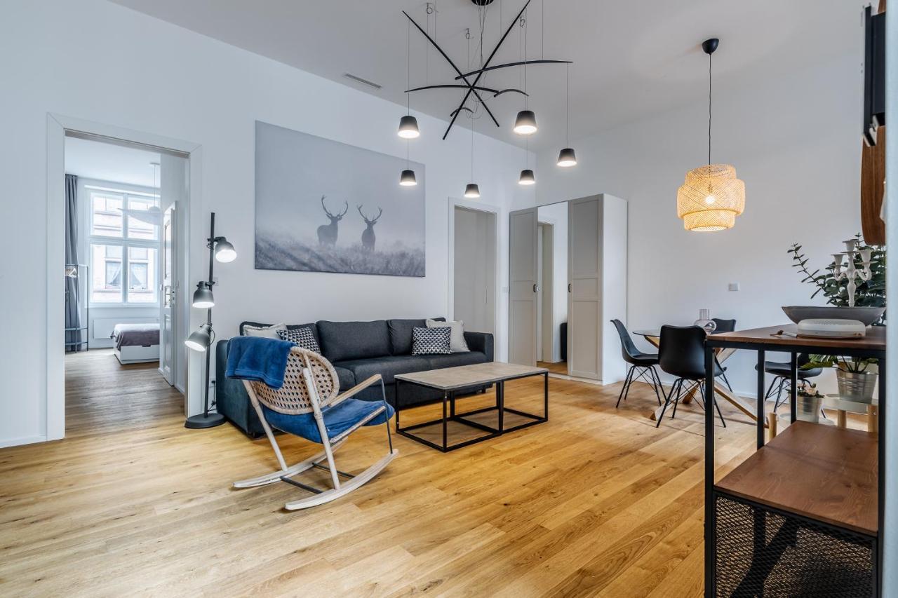 Elegant Apartments Located In The Centre Of براغ المظهر الخارجي الصورة